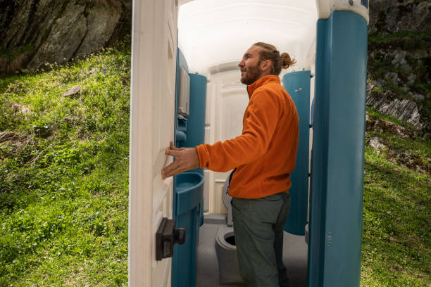 Best Porta potty delivery and setup  in Cross Lanes, WV